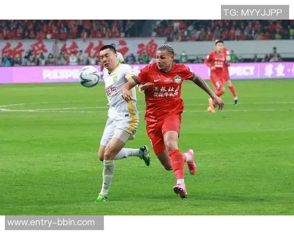 足协杯决赛即将开启河南球迷提前聚集点燃奥体激情氛围 足协杯决赛即将开启河南球迷提前聚集点燃奥体激情氛围