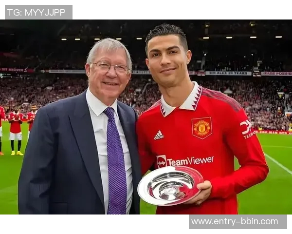 曼联辉煌背影下的挣扎岁月:弗格森退休后的教练困境与挑战 曼联辉煌背影下的挣扎岁月:弗格森退休后的教练困境与挑战