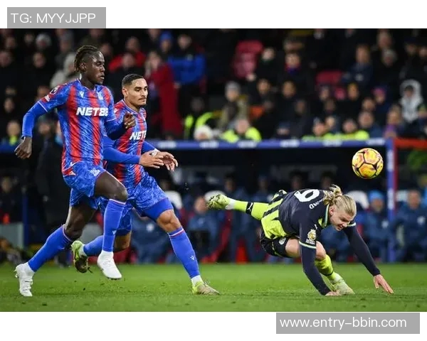 水晶宫计划引进穆尼奥斯竞争对手并关注拜仁边卫博伊