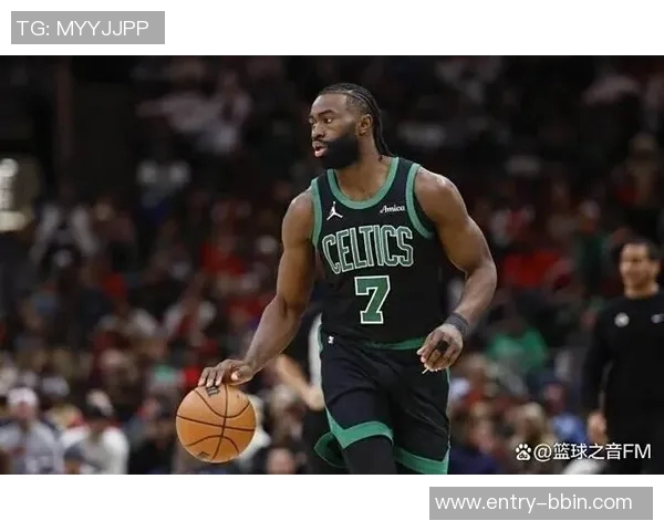 场均30分却无缘MVP讨论皮尔斯直言绿军遭偏见影响杰伦布朗表现